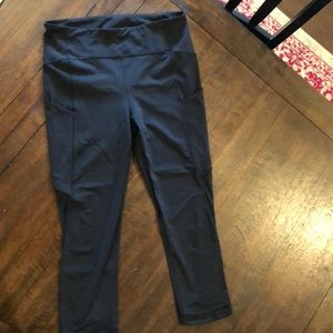 Lululemon cropped leggings